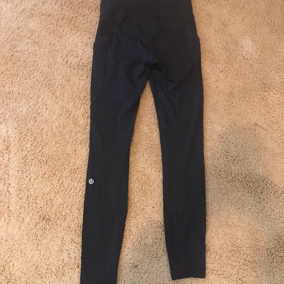 ⭐️Lululemon Fast & Free Reflective High Rise Tight - Picture 2 of 3